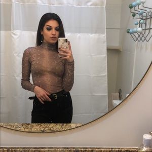 Meet your Posher, Stella